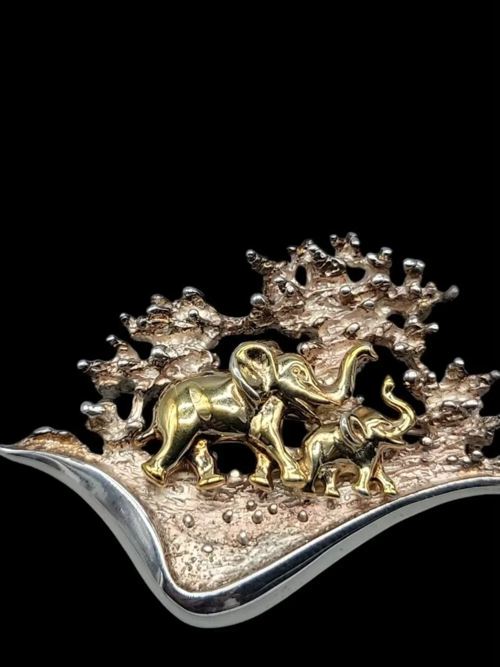 FB Sterling Silver w/10k Elephants Brooch Marching Through Detailed Scene